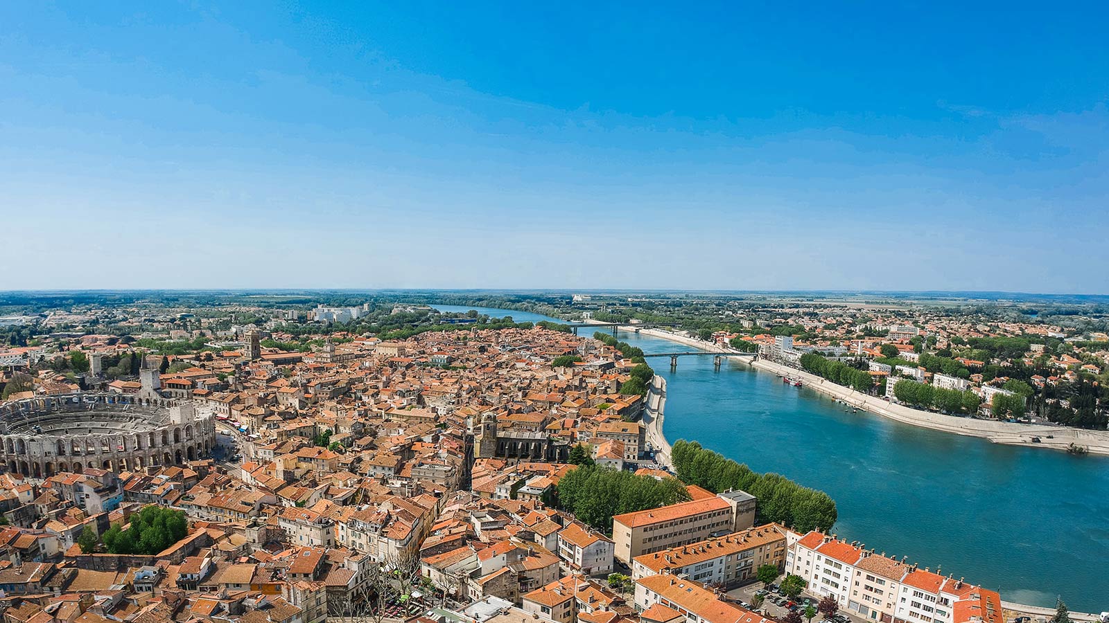 fête-des-gardians-à-arles-prochains-départs