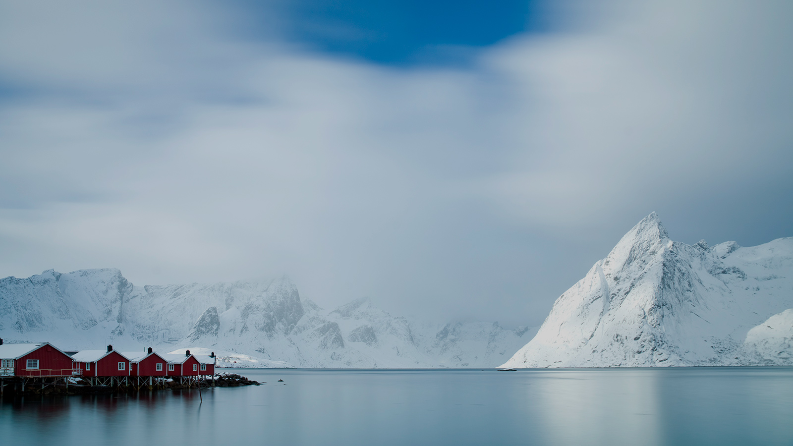 scandinavie-iles-lofoten-image-de-fond