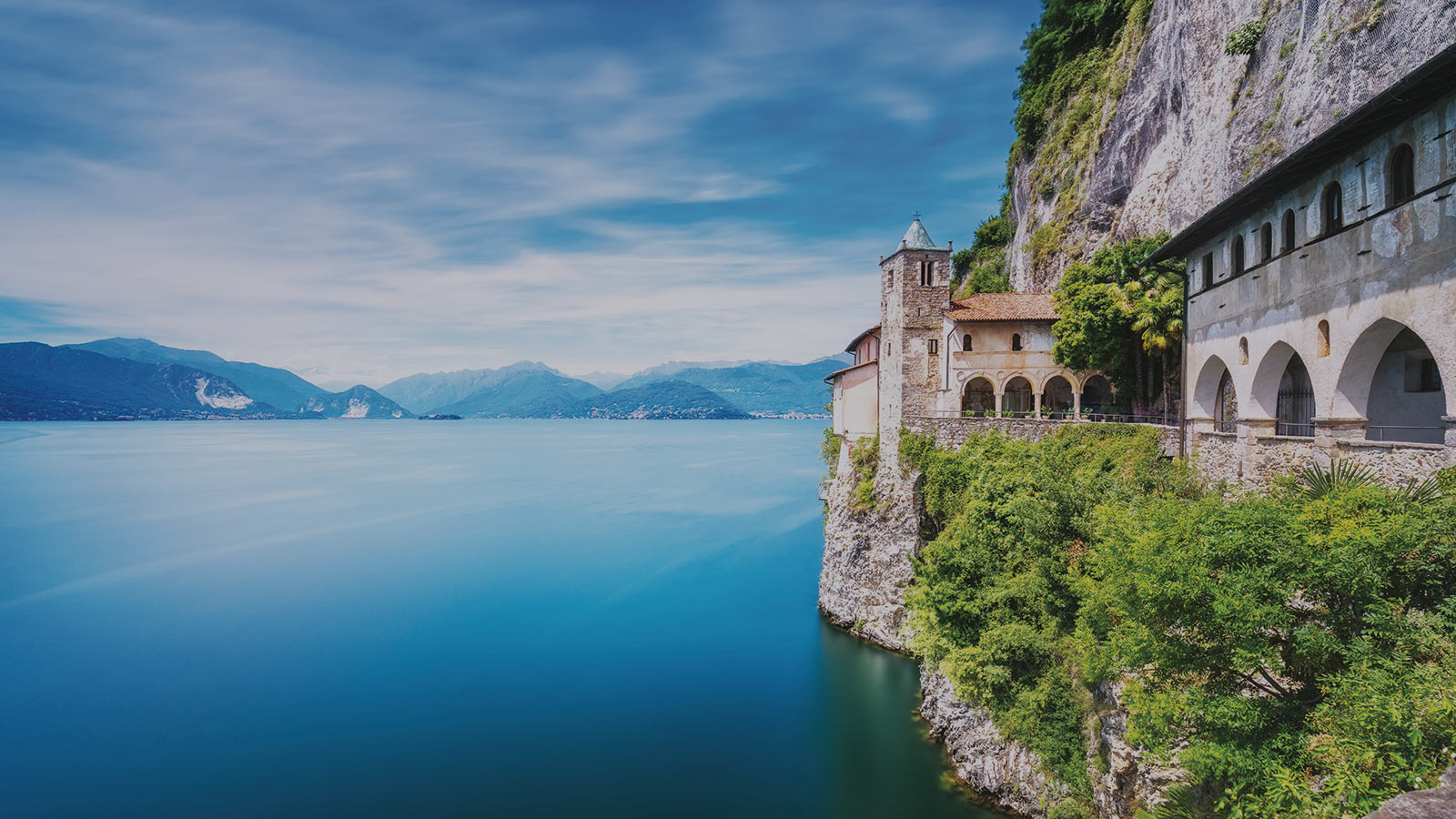 lacs-italiens-image-de-fond